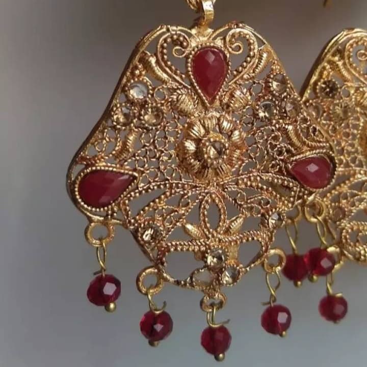 Fancy Earring Gold Finish For Girls