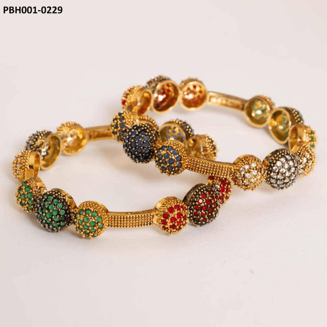 Beautiful and Stylish Kara Set (Pair) Gold Plated